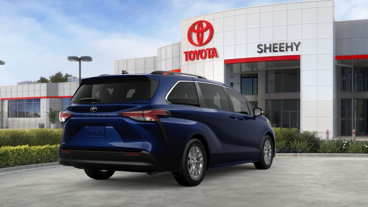 2026 Toyota Sienna LE Laurel MD