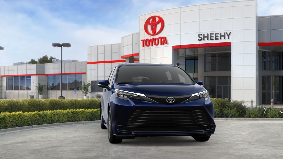 2026 Toyota Sienna LE Laurel MD