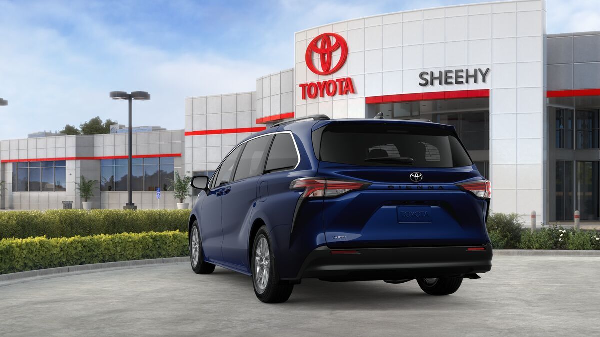 2026 Toyota Sienna LE Laurel MD