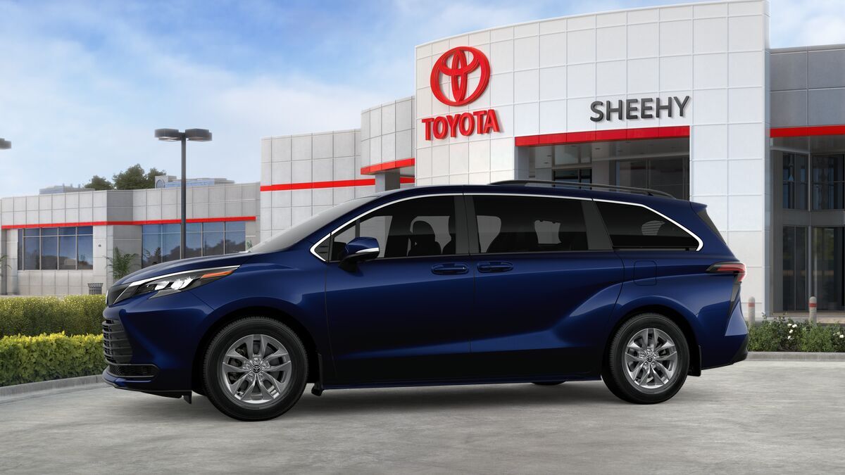 2026 Toyota Sienna LE Laurel MD