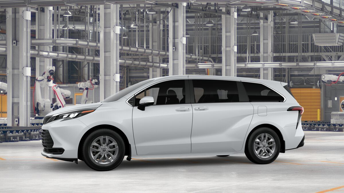 2026 Toyota Sienna LE Laurel MD