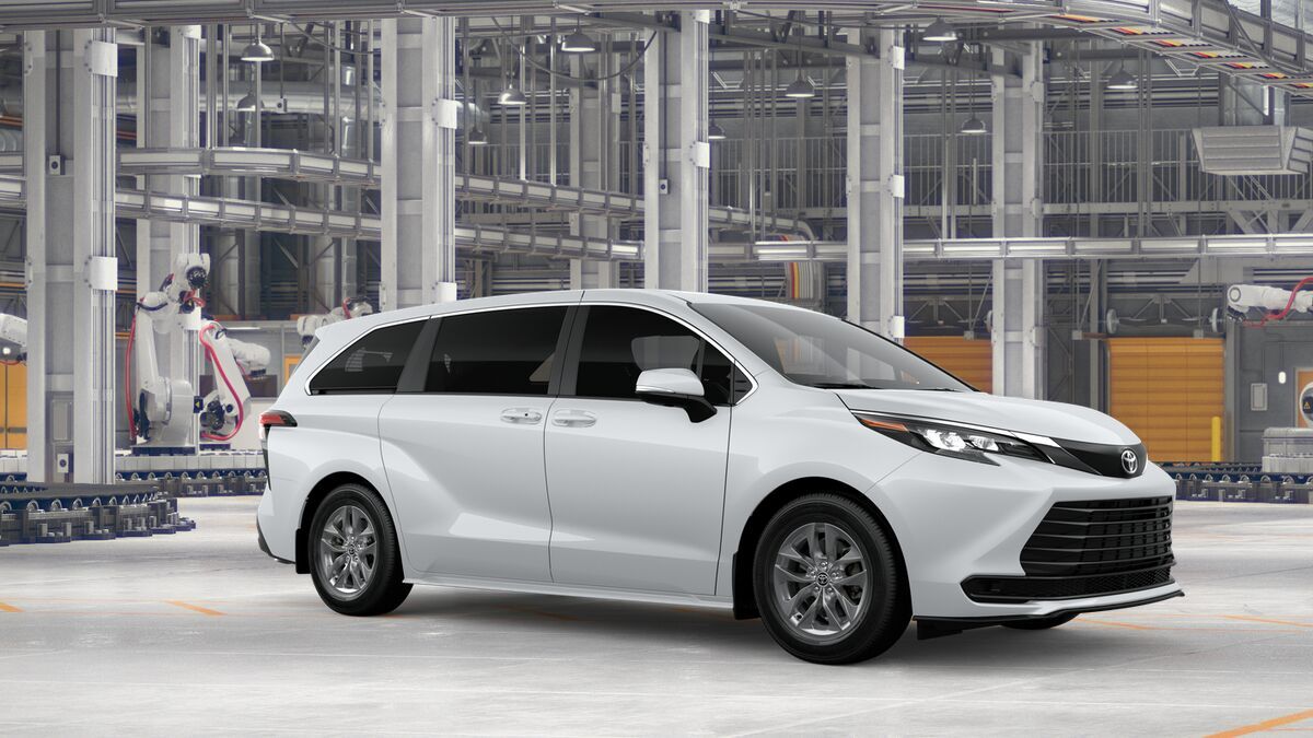 2026 Toyota Sienna LE Laurel MD