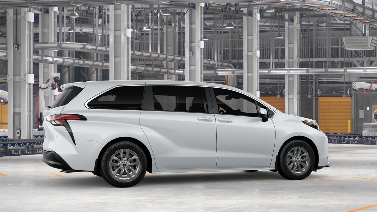 2026 Toyota Sienna LE Laurel MD