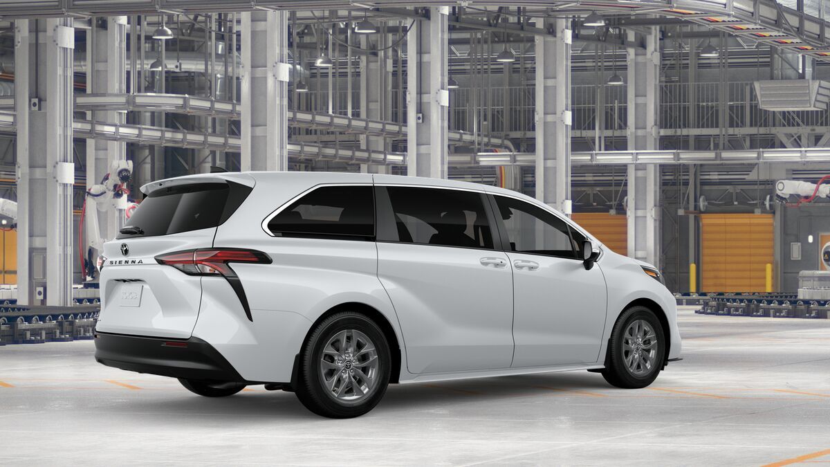 2026 Toyota Sienna LE Laurel MD