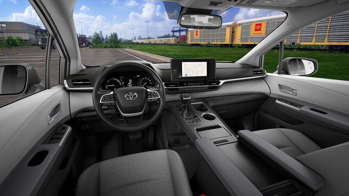 2026 Toyota Sienna LE Laurel MD
