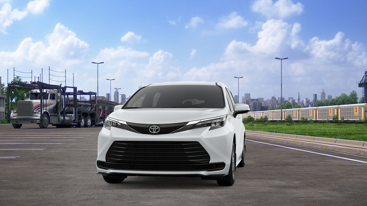 2026 Toyota Sienna LE Laurel MD