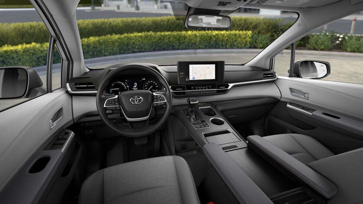 2026 Toyota Sienna LE Laurel MD