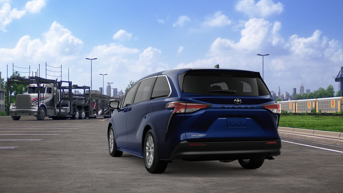 2026 Toyota Sienna LE Laurel MD
