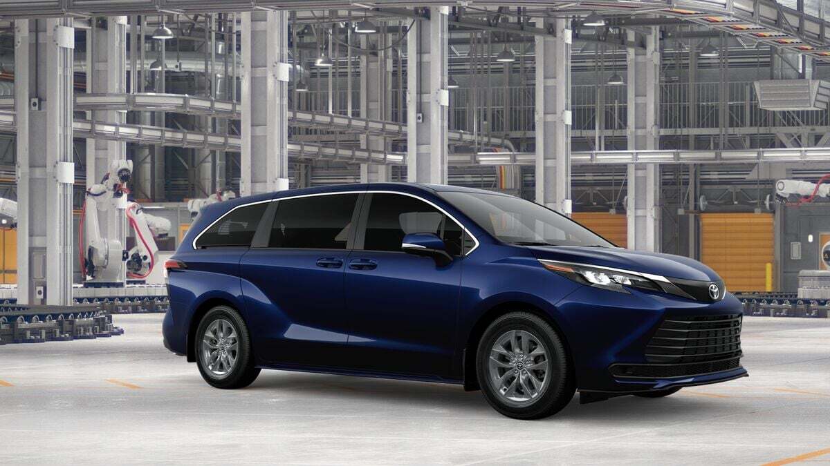 2026 Toyota Sienna LE Laurel MD