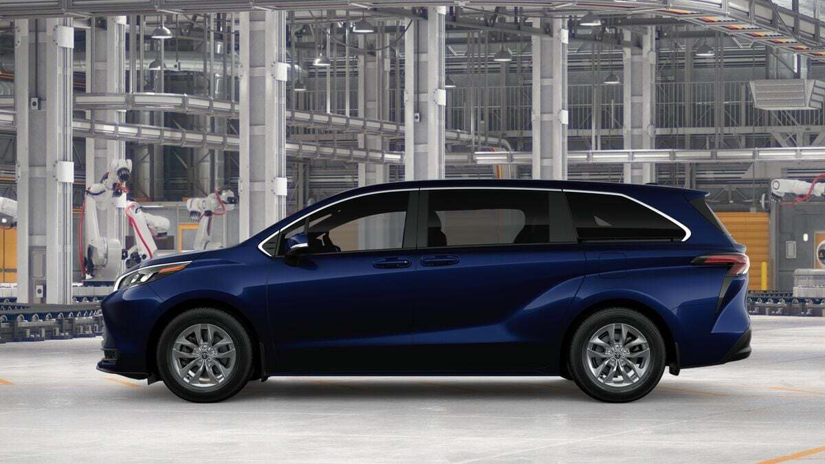 2026 Toyota Sienna LE Laurel MD