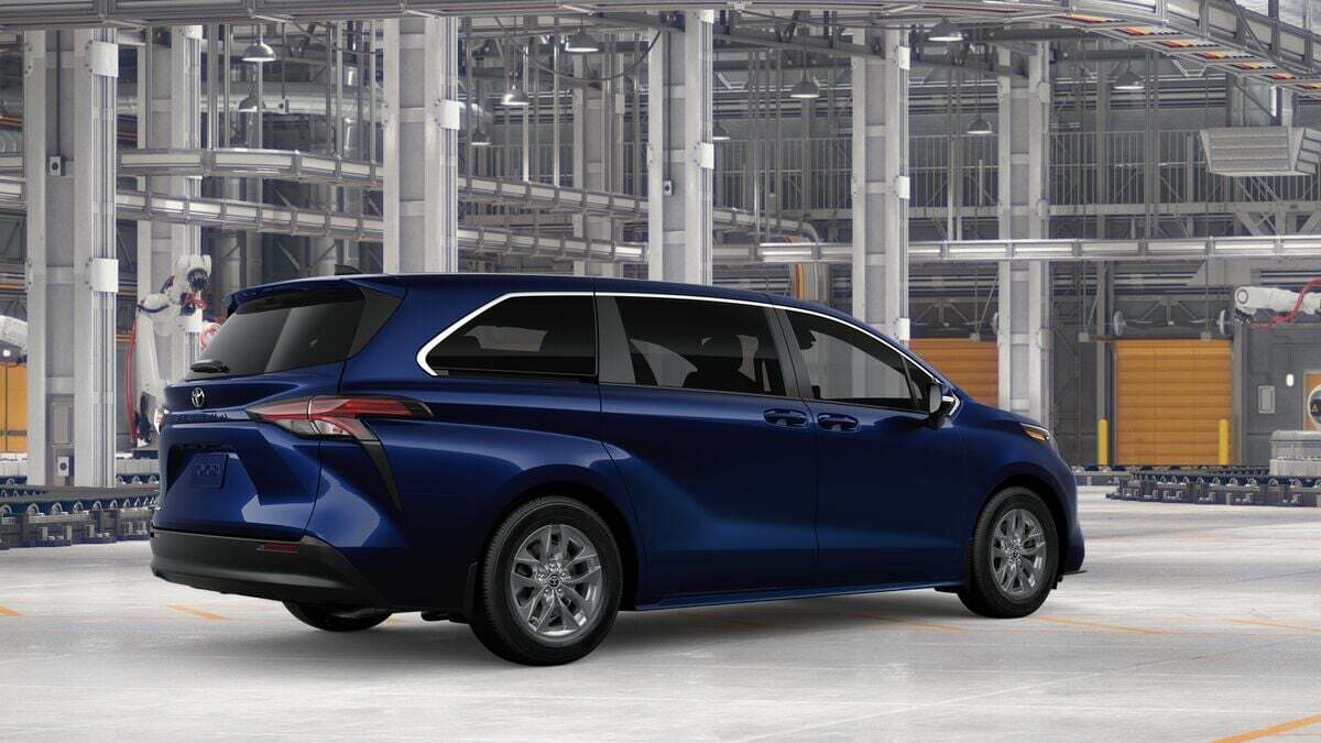 2026 Toyota Sienna LE Laurel MD
