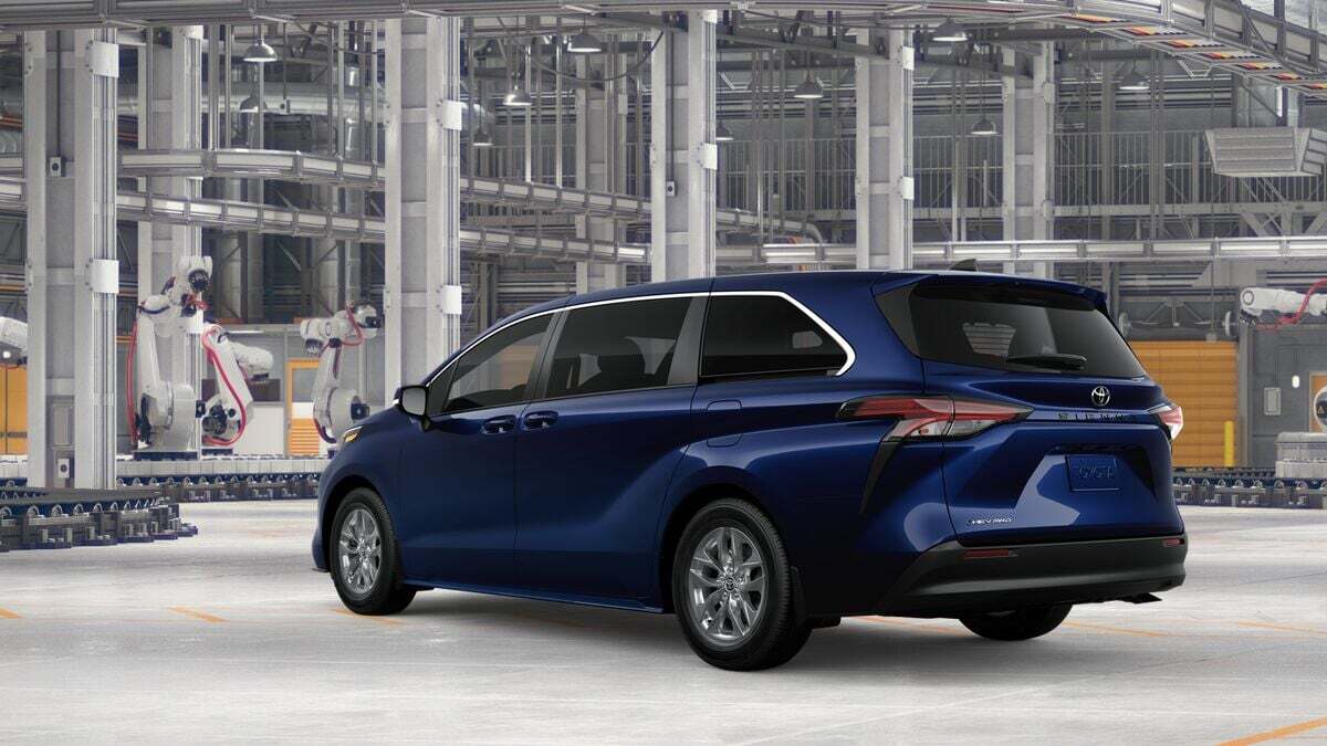 2026 Toyota Sienna LE Laurel MD