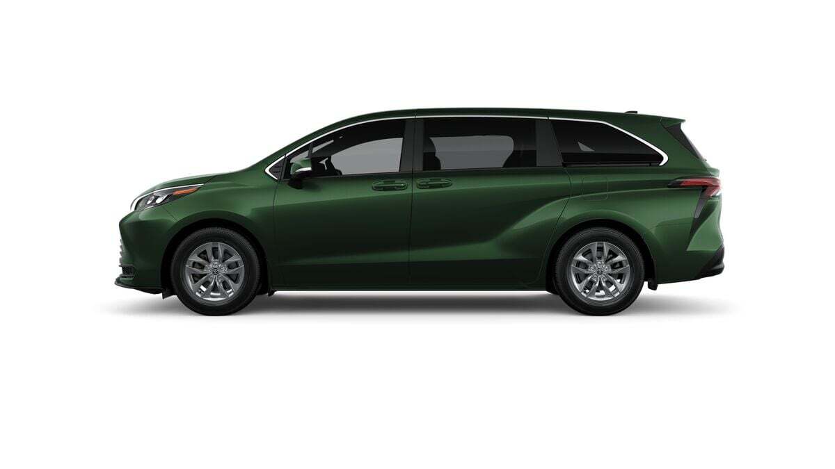 2026 Toyota Sienna LE Fredericksburg VA