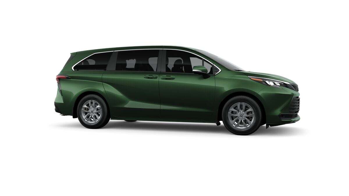 2026 Toyota Sienna LE Fredericksburg VA