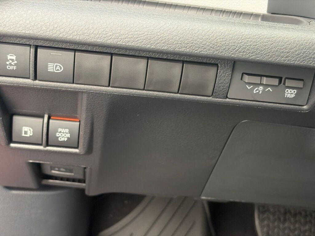 2026 Toyota Sienna LE Fredericksburg VA