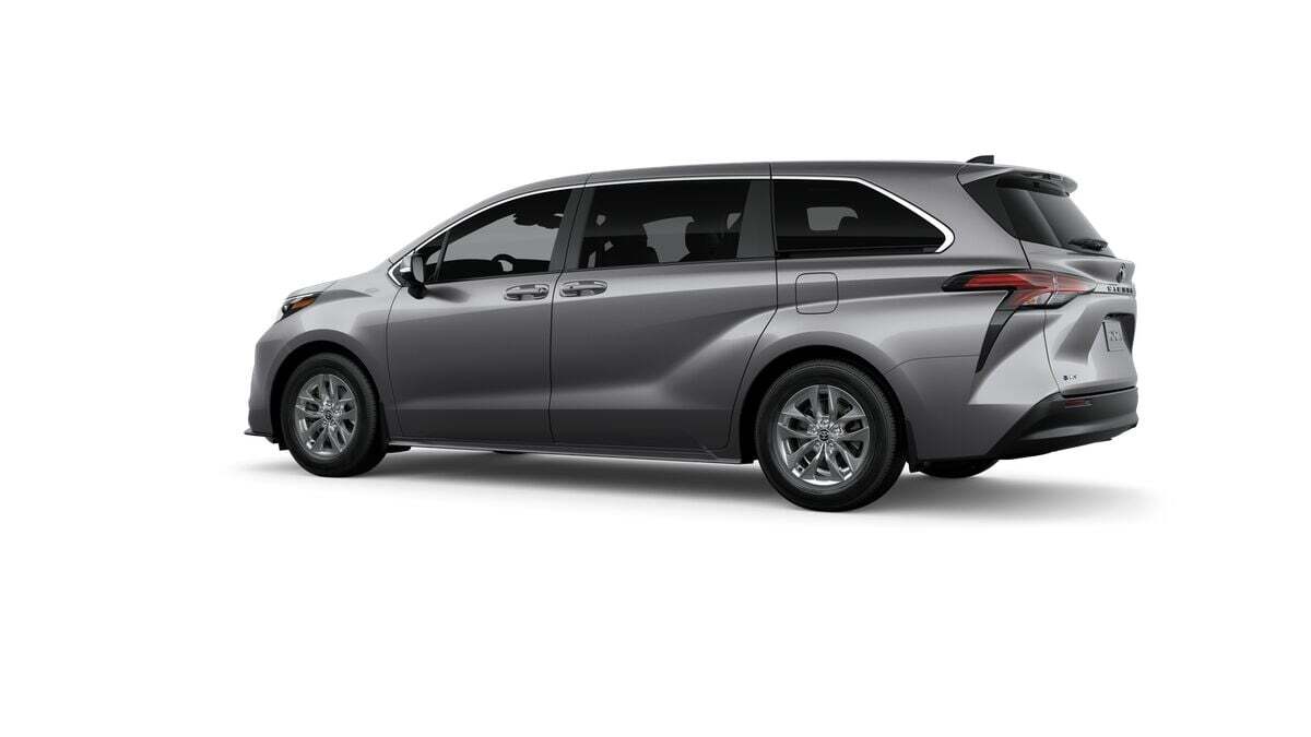 2026 Toyota Sienna LE Fredericksburg VA