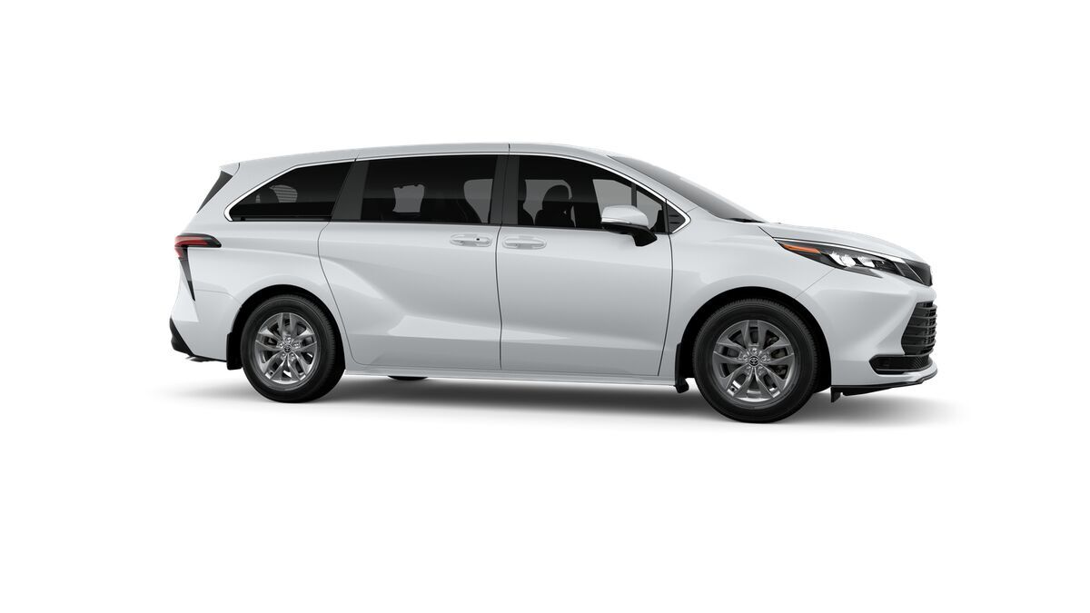 2026 Toyota Sienna LE Fredericksburg VA