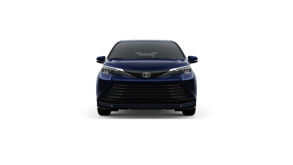 2026 Toyota Sienna LE Fredericksburg VA
