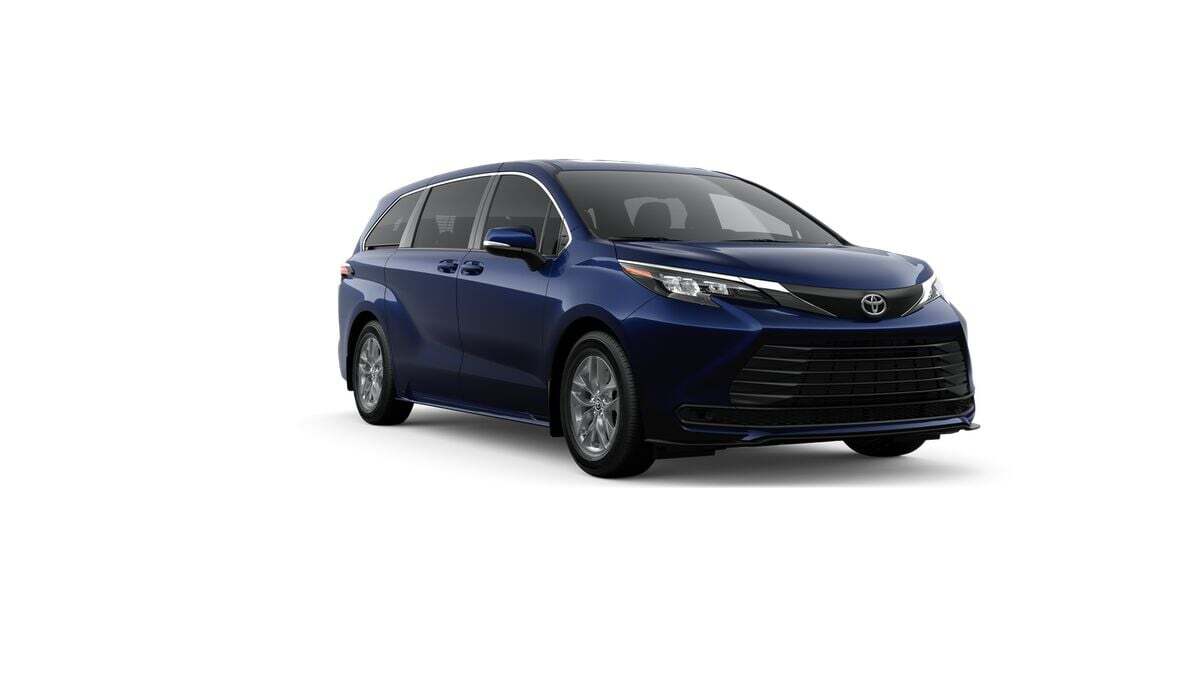 2026 Toyota Sienna LE Fredericksburg VA