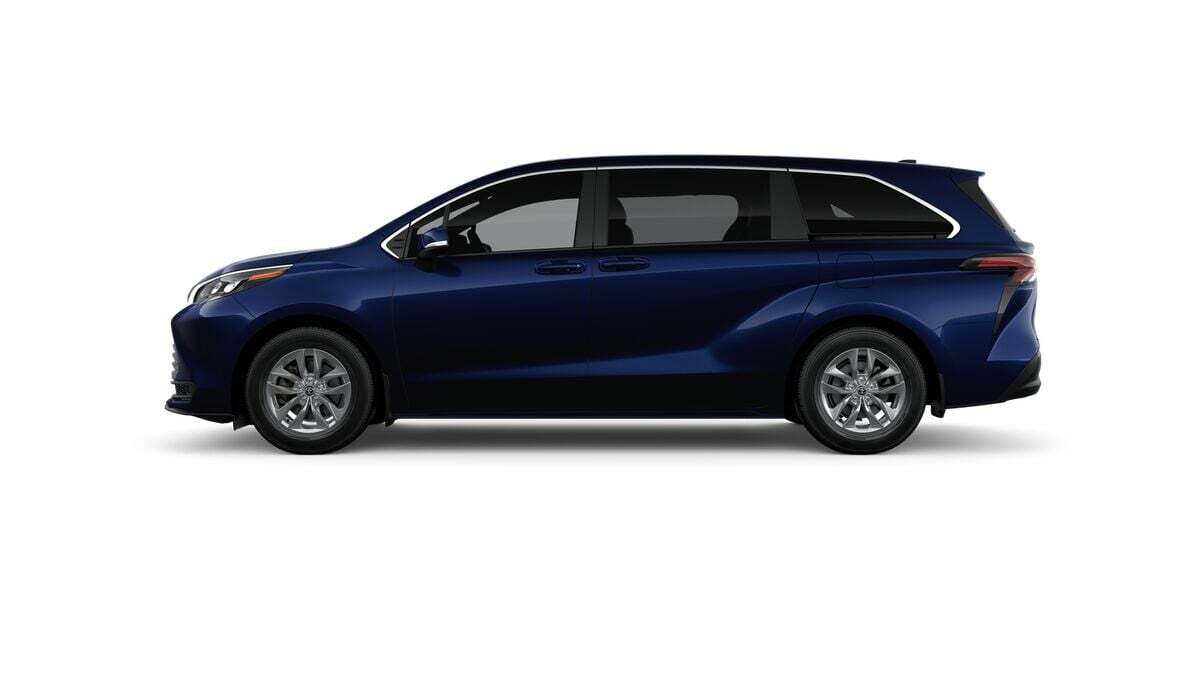 2026 Toyota Sienna LE Fredericksburg VA