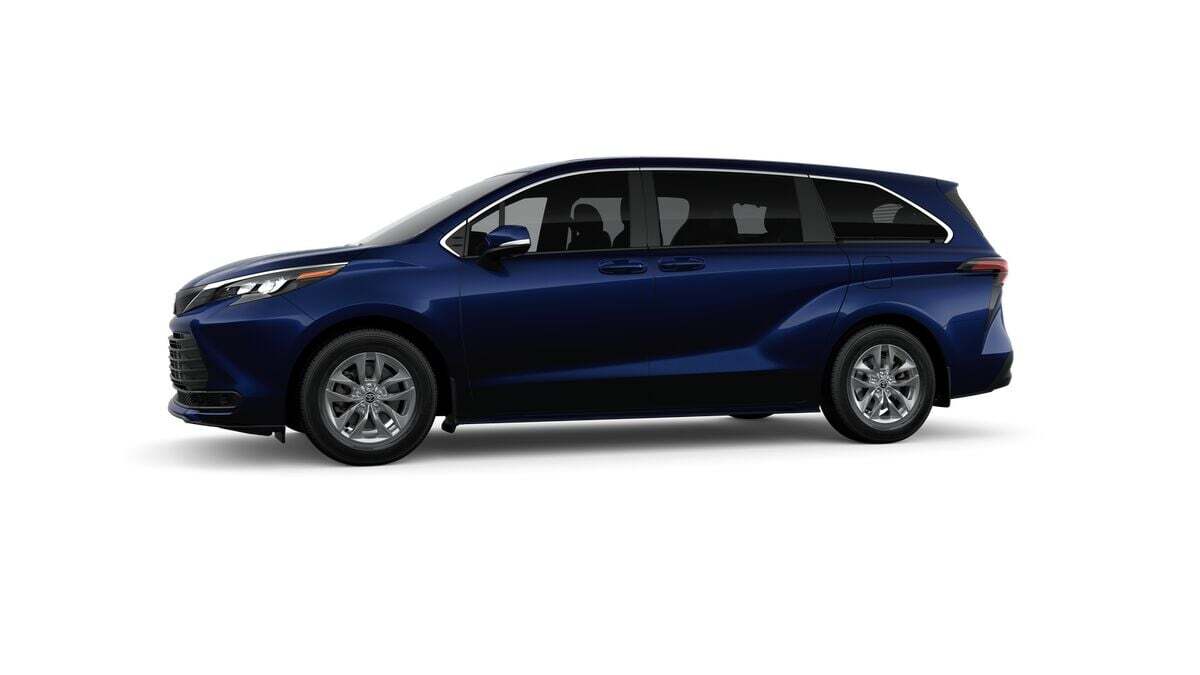 2026 Toyota Sienna LE Fredericksburg VA