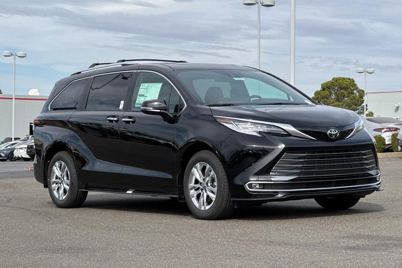 2026 Toyota Sienna Limited Roseville CA