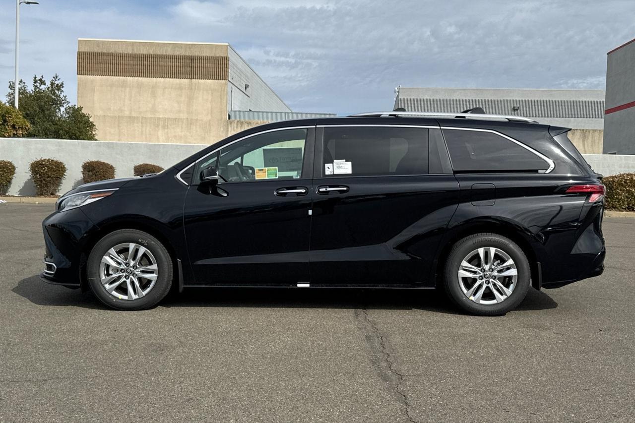 2026 Toyota Sienna Limited Roseville CA