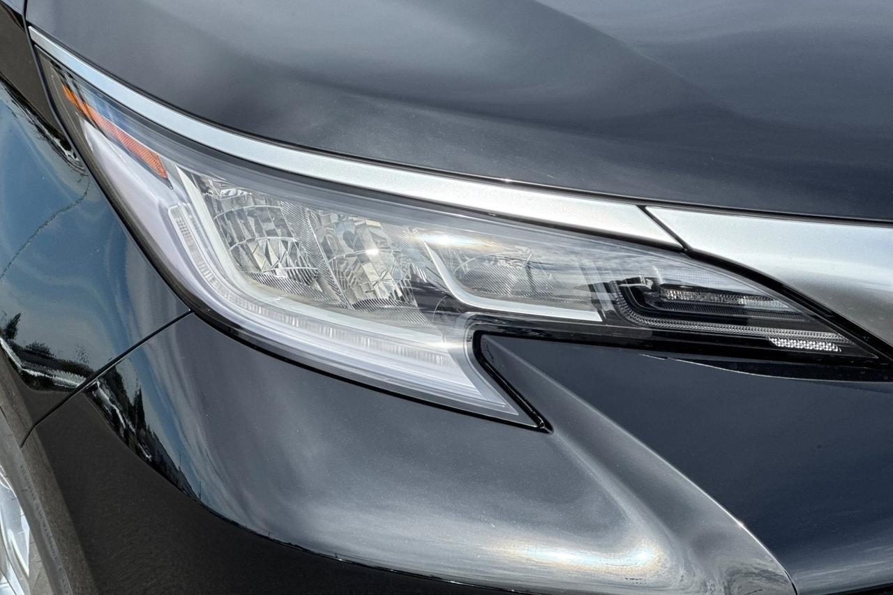 2026 Toyota Sienna Limited Roseville CA