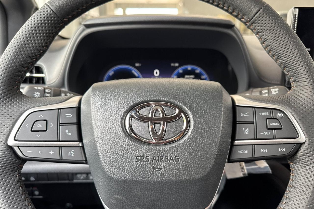 2026 Toyota Sienna Limited Roseville CA