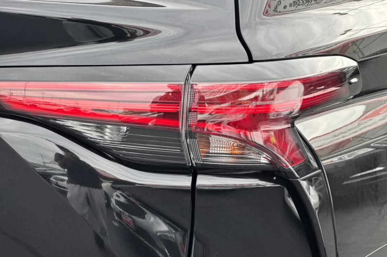 2026 Toyota Sienna Limited Roseville CA
