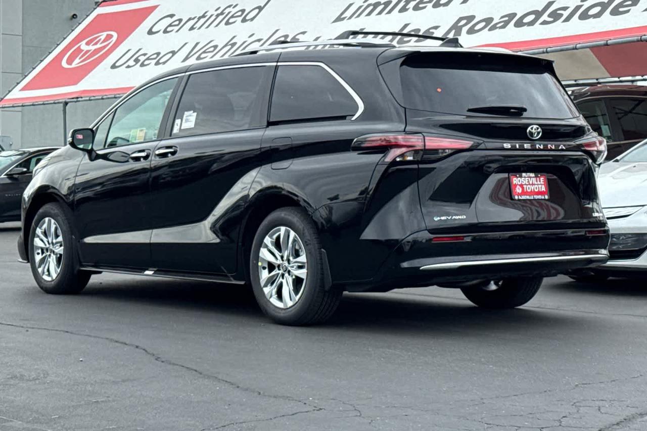 2026 Toyota Sienna Limited Roseville CA