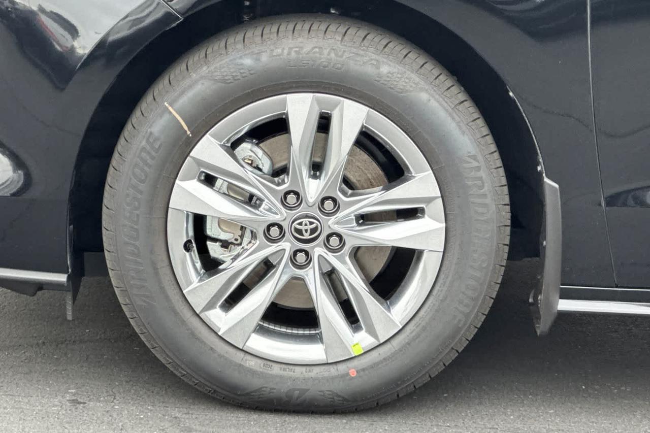 2026 Toyota Sienna Limited Roseville CA