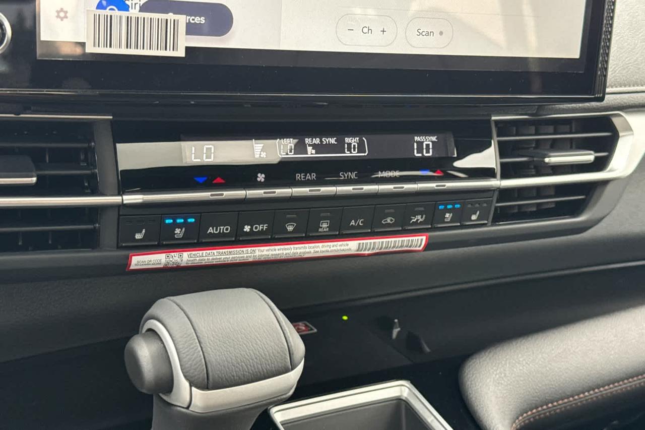 2026 Toyota Sienna Limited Roseville CA