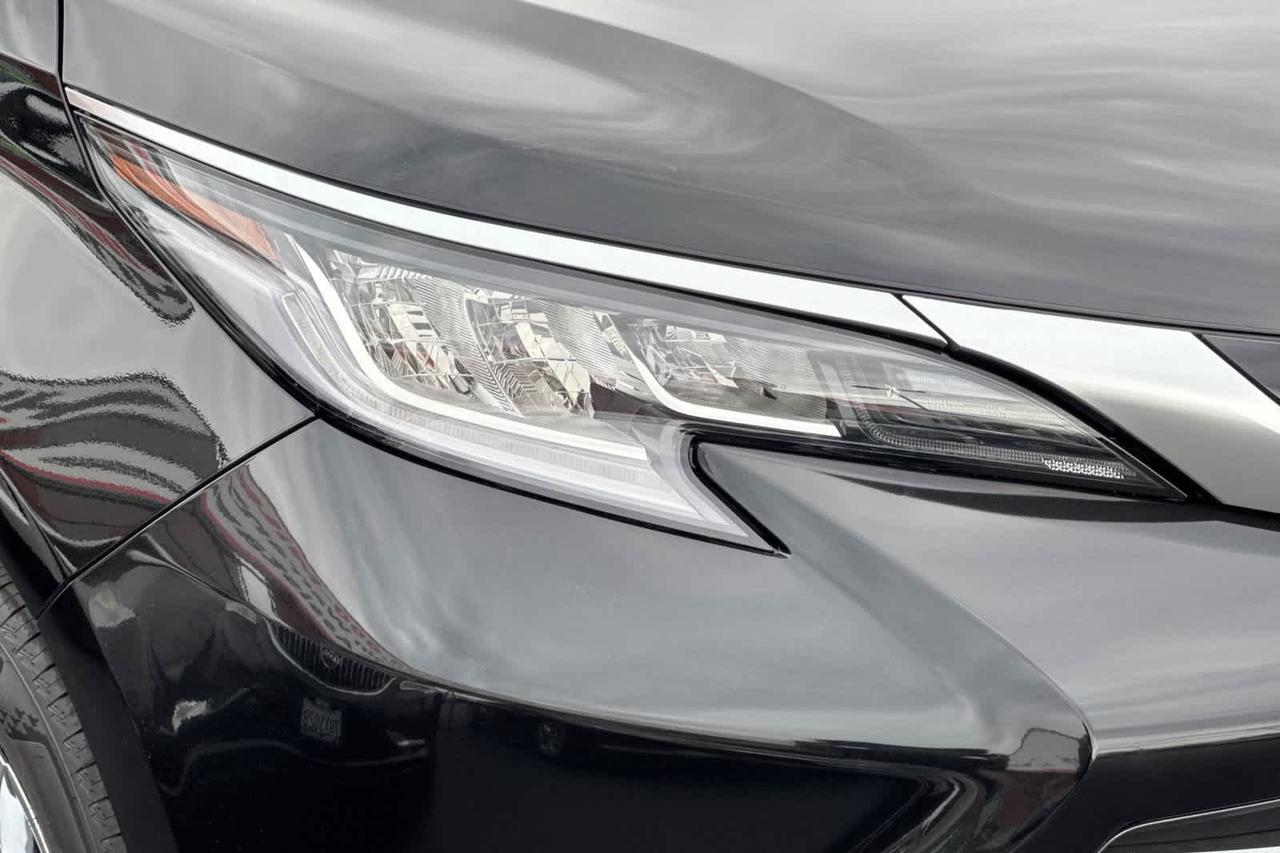 2026 Toyota Sienna Limited Roseville CA