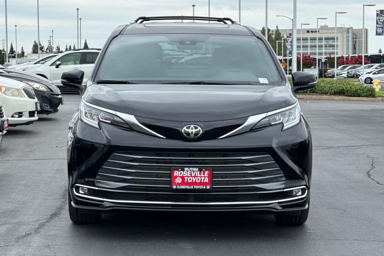 2026 Toyota Sienna Limited Roseville CA