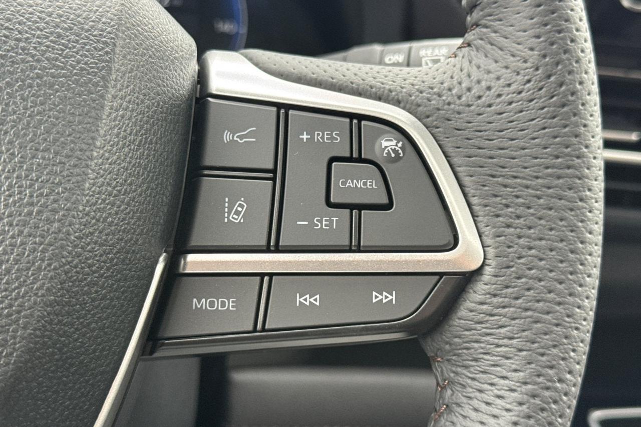 2026 Toyota Sienna Limited Roseville CA