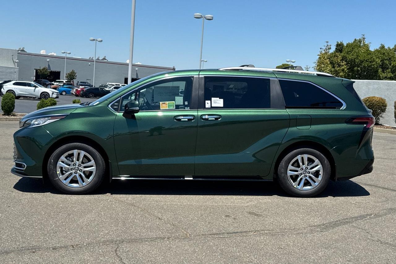 2026 Toyota Sienna Limited Roseville CA