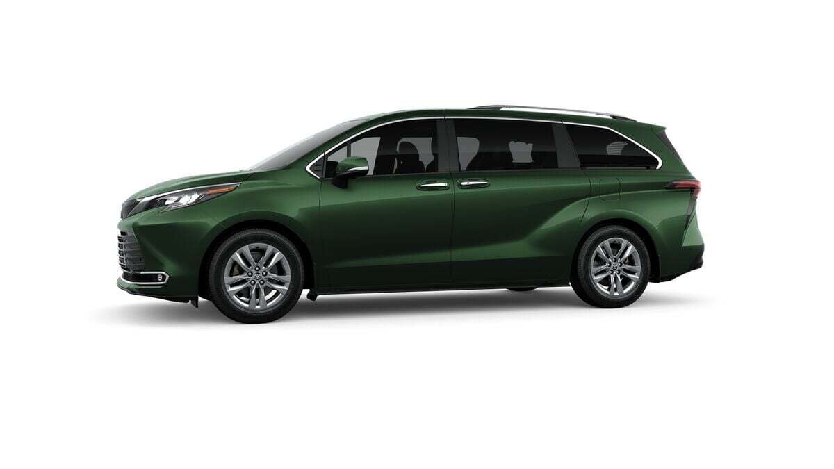 2026 Toyota Sienna Limited Fredericksburg VA