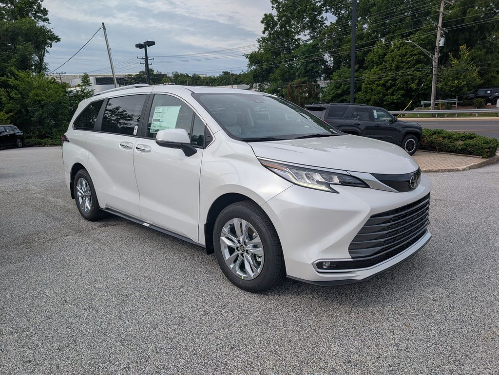 2026 Toyota Sienna Limited