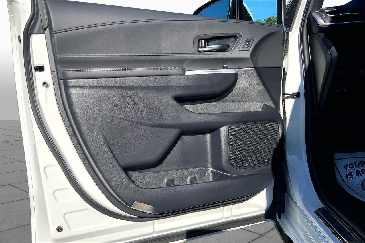 2026 Toyota Sienna Platinum Folsom CA