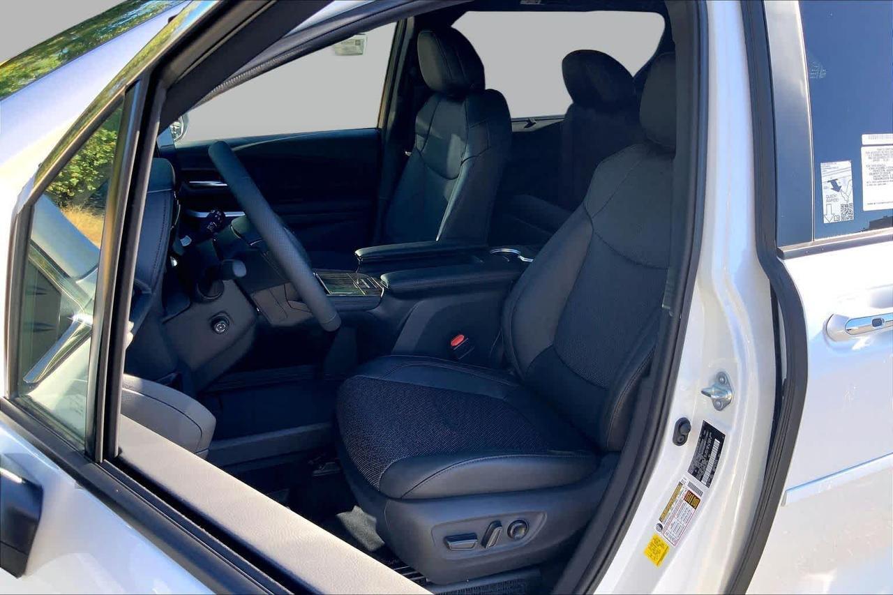 2026 Toyota Sienna Platinum Folsom CA