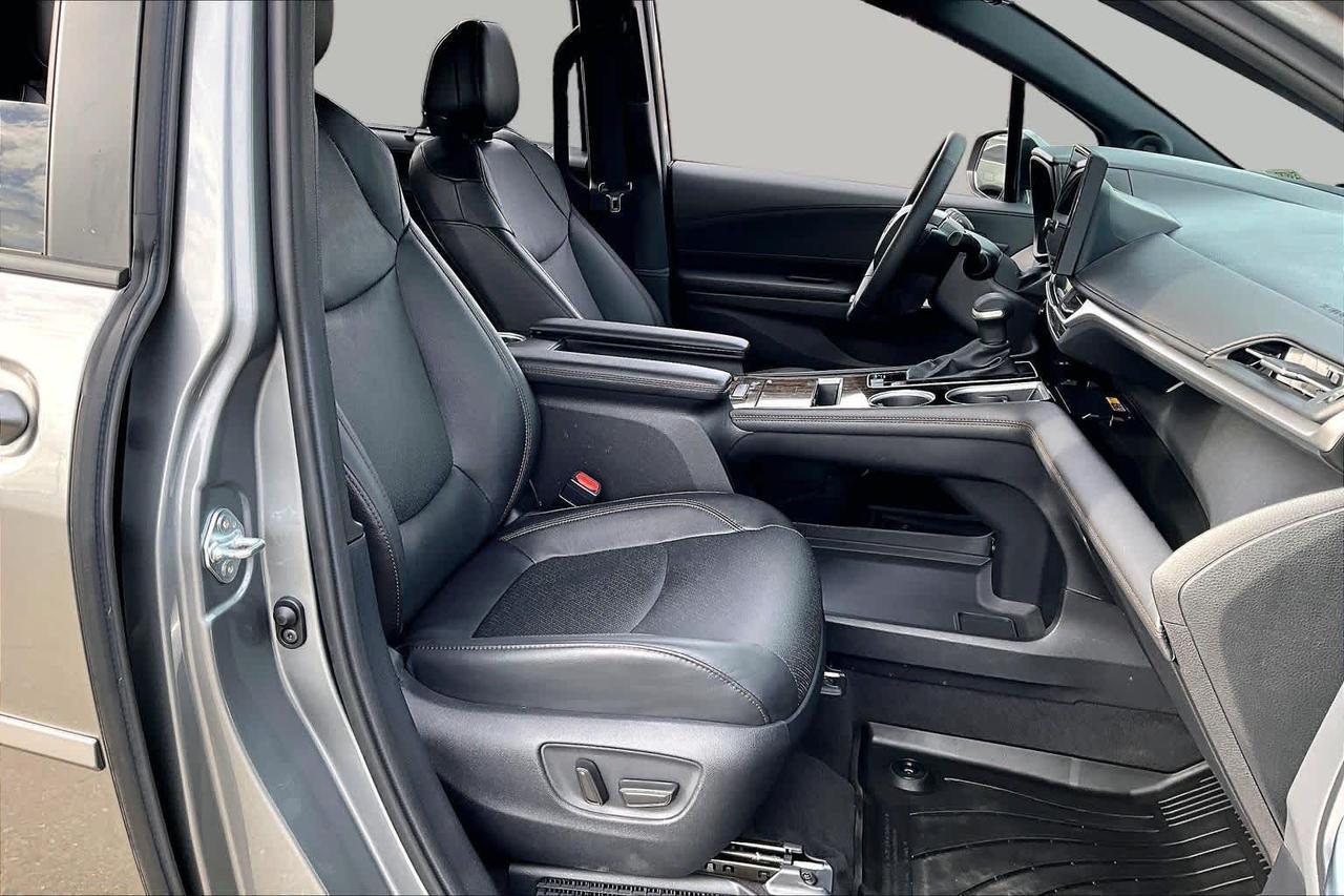 2026 Toyota Sienna Platinum Folsom CA