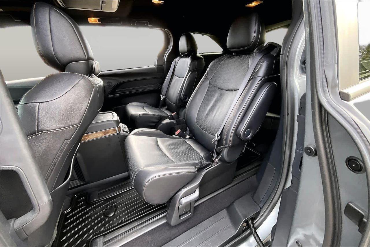2026 Toyota Sienna Platinum Folsom CA