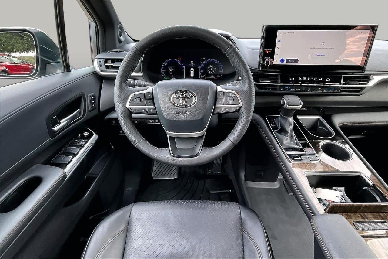 2026 Toyota Sienna Platinum Folsom CA