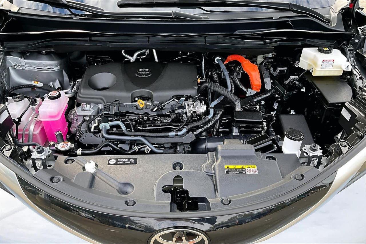 2026 Toyota Sienna Platinum Folsom CA