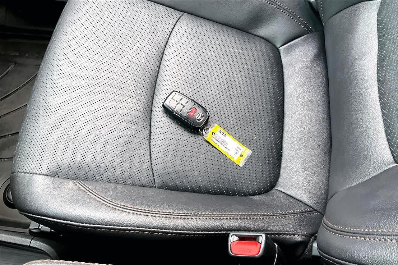 2026 Toyota Sienna Platinum Folsom CA