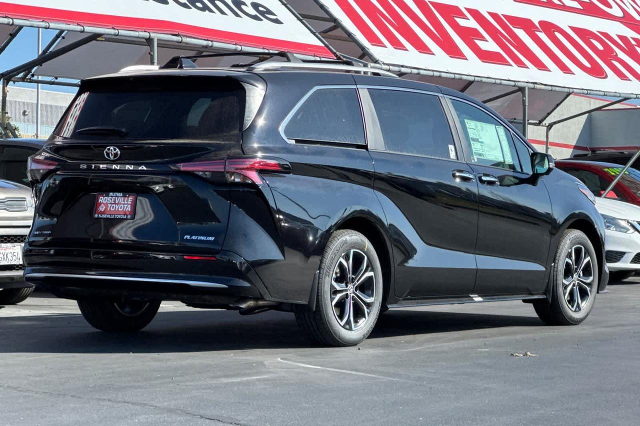2026 Toyota Sienna Platinum
