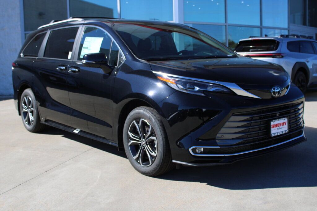 2026 Toyota Sienna Platinum