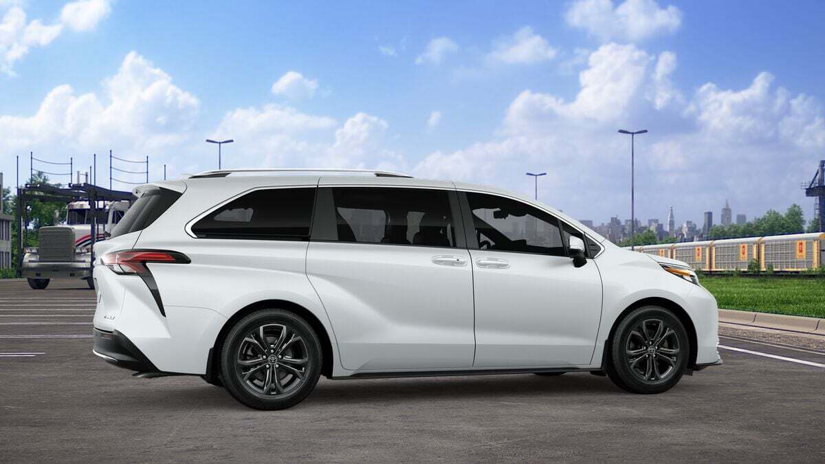 2026 Toyota Sienna Platinum Laurel MD