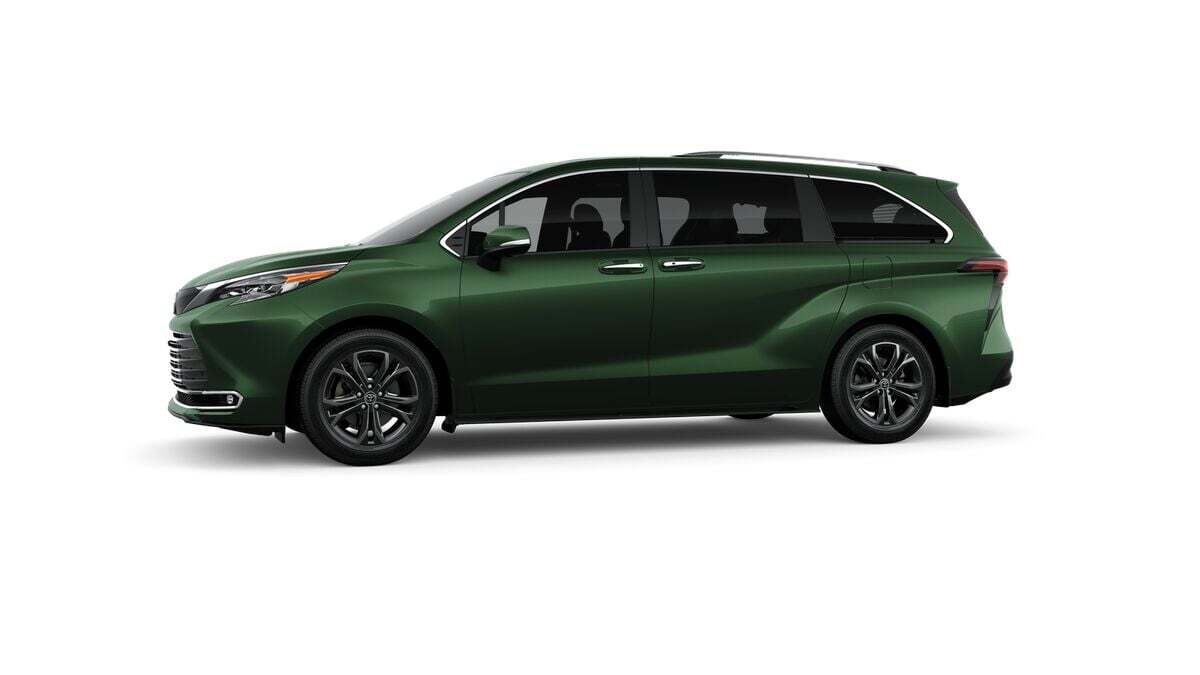 2026 Toyota Sienna Platinum Fredericksburg VA